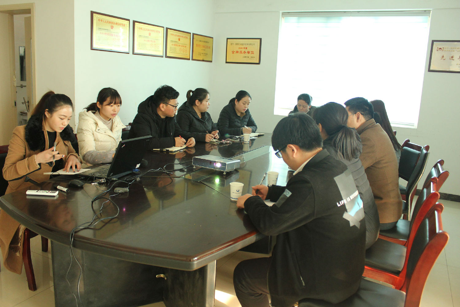 億誠(chéng)公司第一次黨員大會(huì) 億誠(chéng)公司第一次黨員大會(huì)