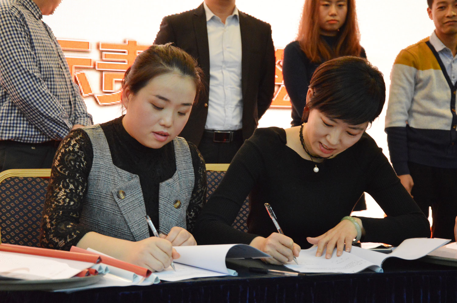 簽訂目標責任書 簽訂目標責任書