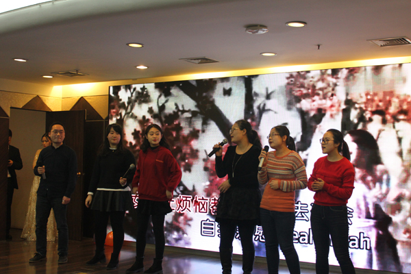 合唱《遠走高飛》 合唱《遠走高飛》