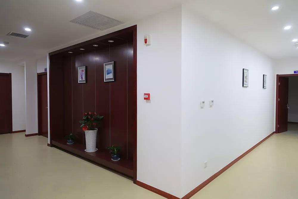 億誠(chéng)公司辦公環(huán)境 億誠(chéng)公司辦公環(huán)境