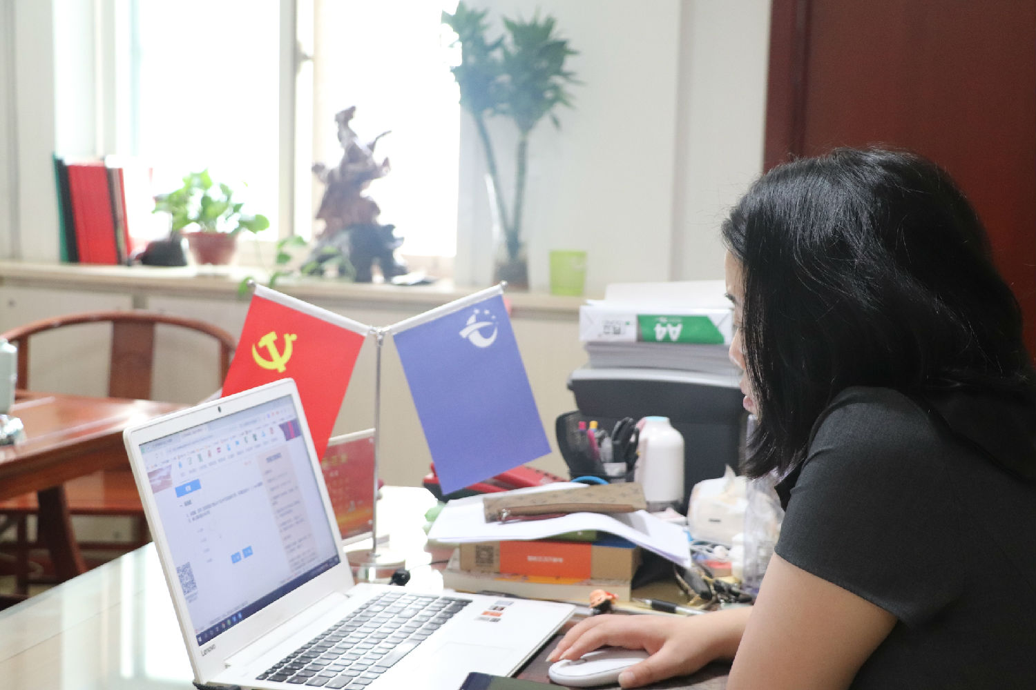 參賽人員積極答題 參賽人員積極答題