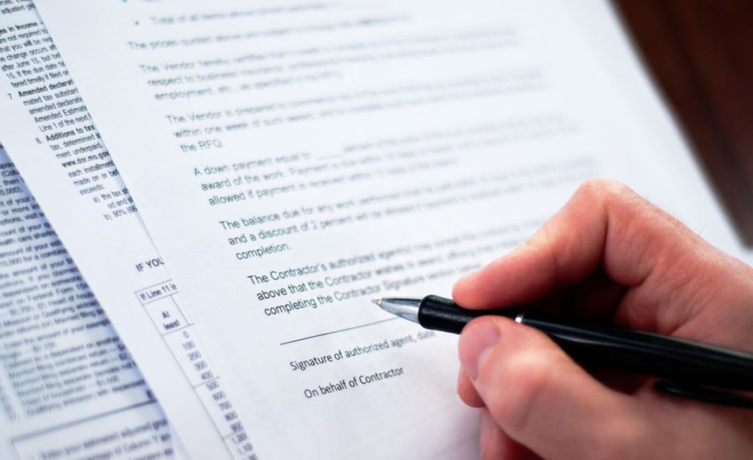 合同結算條款與招標文件不一致怎么審? 合同結算條款與招標文件不一致怎么審?