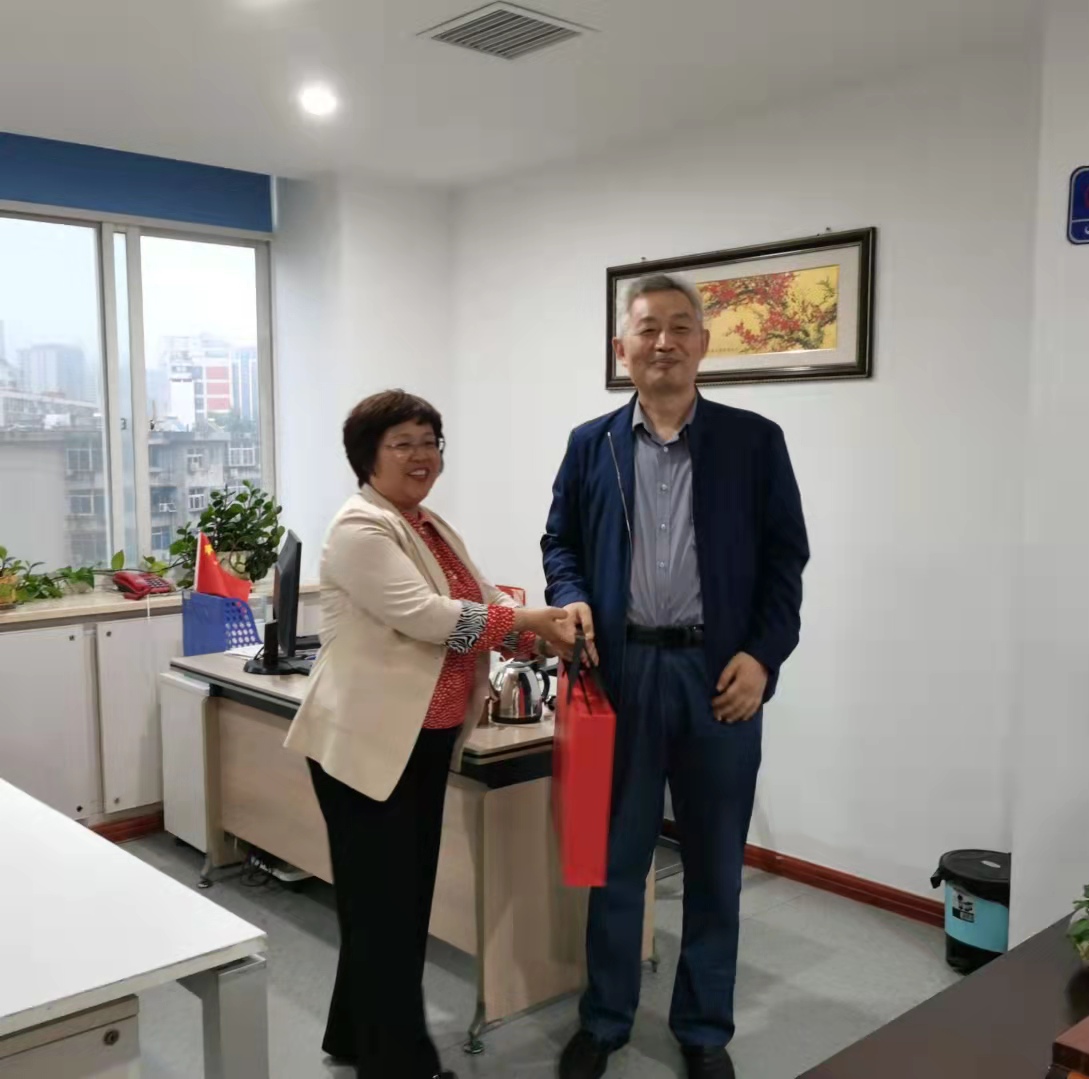 花好月圓，情暖中秋|億誠公司祝大家中秋節快樂！