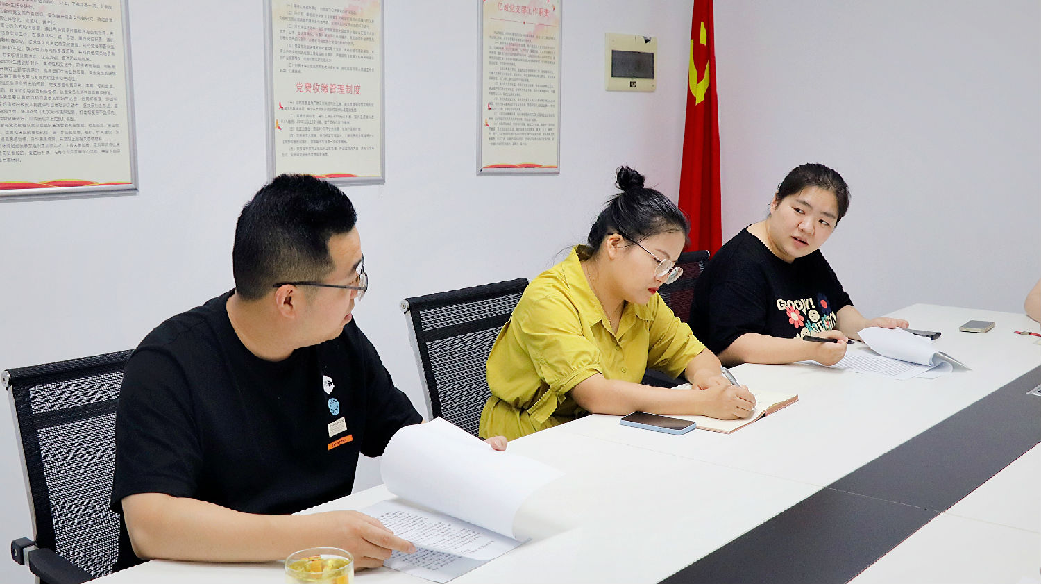 2443d2bd71b568836185150fca3a2f4.jpg 2443d2bd71b568836185150fca3a2f4.jpg