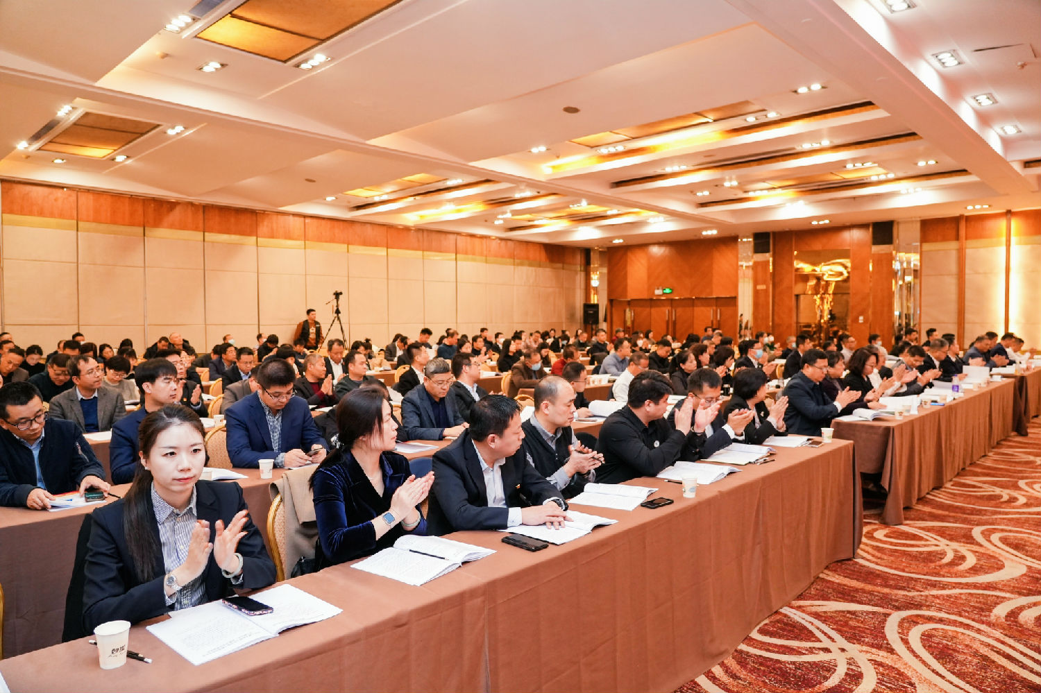 DAY06497-opq665187785.jpg DAY06497-opq665187785.jpg